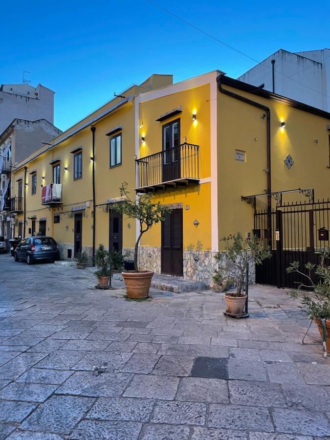 Casa Vacanze Donna Pina Vila Palermo Exterior foto